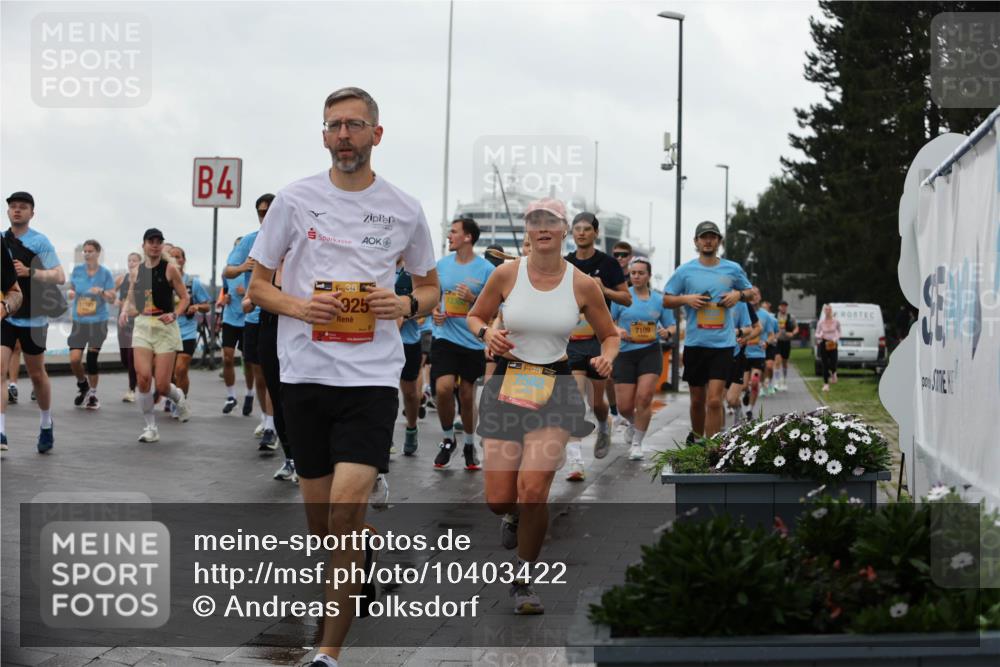13.09.2026 - Kiel Lauf Andreas Tolksdorf http://msf.ph/oto/10403422 13.09.2026 11:03:32 Kiellinie 1112, 4, 38, 925, 1, 39, 7582, 7109 meine-sportfotos.de