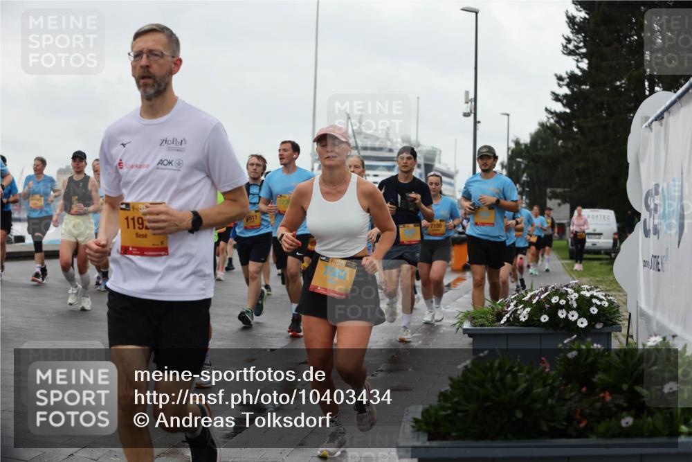 13.09.2026 - Kiel Lauf Andreas Tolksdorf http://msf.ph/oto/10403434 13.09.2026 11:03:33 Kiellinie 11123, 119, 811, 38, 7582, 7109 meine-sportfotos.de