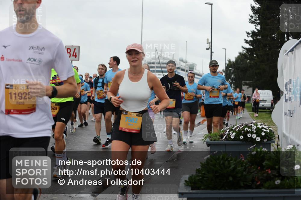 13.09.2026 - Kiel Lauf Andreas Tolksdorf http://msf.ph/oto/10403444 13.09.2026 11:03:33 Kiellinie 1, 39, 11925, 38, 529, 94, 4811, 7582, 7109 meine-sportfotos.de
