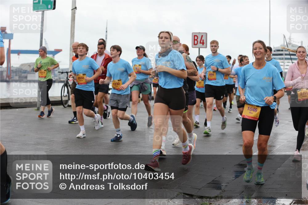 13.09.2026 - Kiel Lauf Andreas Tolksdorf http://msf.ph/oto/10403454 13.09.2026 11:03:42 Kiellinie 10311, 8550, 4, 1230, 481, 8894, 1046, 2459 meine-sportfotos.de