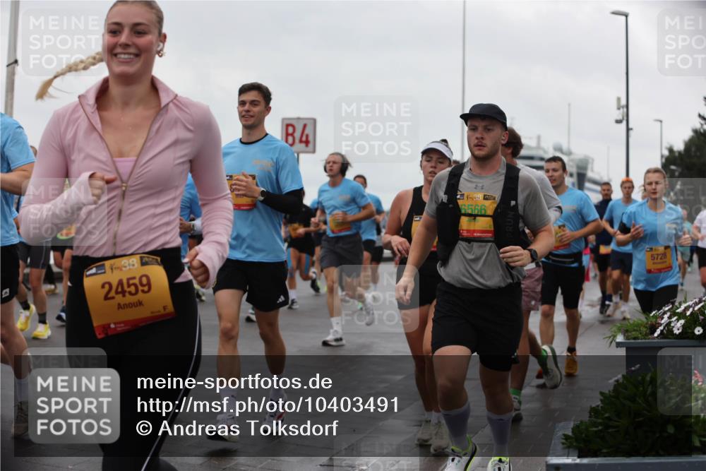 13.09.2026 - Kiel Lauf Andreas Tolksdorf http://msf.ph/oto/10403491 13.09.2026 11:03:45 Kiellinie 38, 2459, 4, 6566, 15, 5728 meine-sportfotos.de
