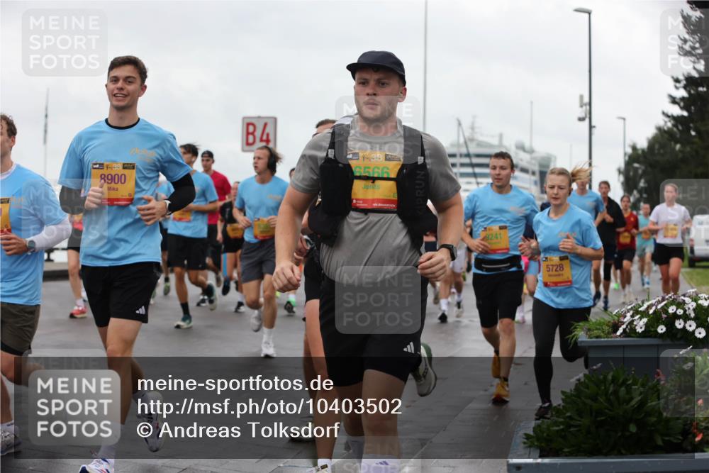 13.09.2026 - Kiel Lauf Andreas Tolksdorf http://msf.ph/oto/10403502 13.09.2026 11:03:45 Kiellinie 38, 8900, 4, 4, 48, 6566, 924, 5728 meine-sportfotos.de