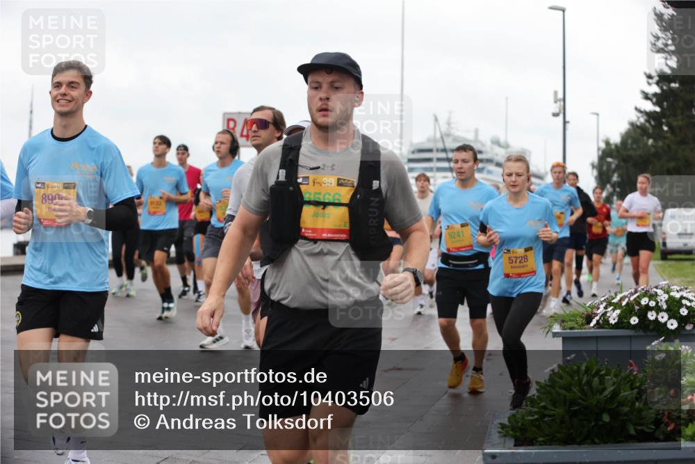 13.09.2026 - Kiel Lauf Andreas Tolksdorf http://msf.ph/oto/10403506 13.09.2026 11:03:45 Kiellinie 38, 890, 6566, 48, 9241, 5728 meine-sportfotos.de