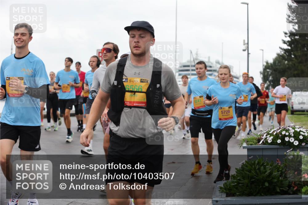 13.09.2026 - Kiel Lauf Andreas Tolksdorf http://msf.ph/oto/10403507 13.09.2026 11:03:45 Kiellinie 48, 6566, 9241, 5728 meine-sportfotos.de