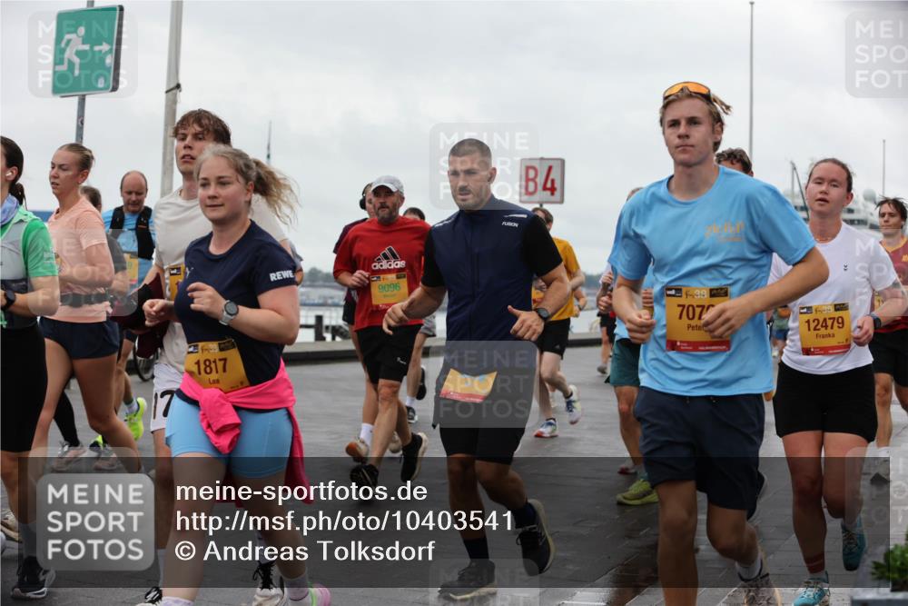 13.09.2026 - Kiel Lauf Andreas Tolksdorf http://msf.ph/oto/10403541 13.09.2026 11:03:49 Kiellinie 39, 1817, 9096, 4, 4, 38, 707, 39, 12479 meine-sportfotos.de
