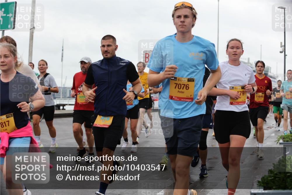 13.09.2026 - Kiel Lauf Andreas Tolksdorf http://msf.ph/oto/10403547 13.09.2026 11:03:50 Kiellinie 38, 817, 909, 4, 39, 7076, 1, 38, 79, 8957, 11646 meine-sportfotos.de