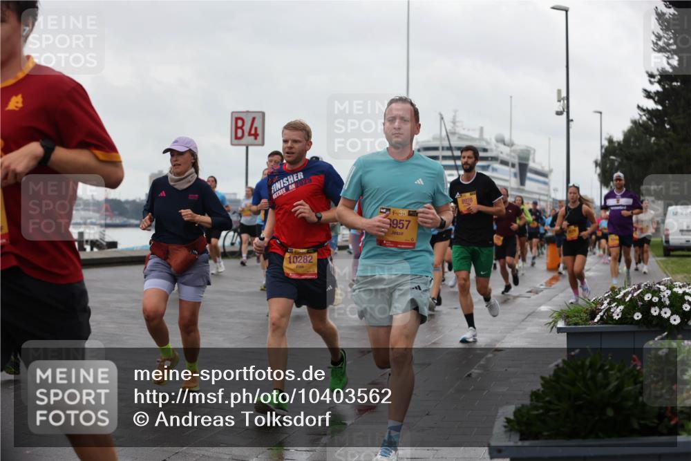 13.09.2026 - Kiel Lauf Andreas Tolksdorf http://msf.ph/oto/10403562 13.09.2026 11:03:52 Kiellinie 4, 2025, 10282, 1, 38, 957, 8928 meine-sportfotos.de