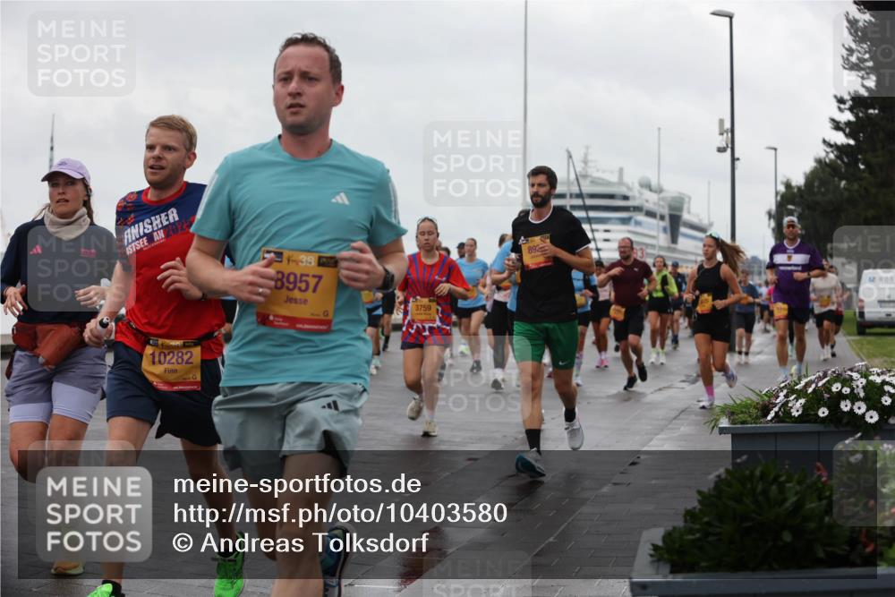 13.09.2026 - Kiel Lauf Andreas Tolksdorf http://msf.ph/oto/10403580 13.09.2026 11:03:53 Kiellinie 2025, 4, 38, 8957, 10282, 3759, 892 meine-sportfotos.de