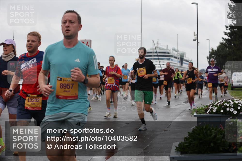 13.09.2026 - Kiel Lauf Andreas Tolksdorf http://msf.ph/oto/10403582 13.09.2026 11:03:53 Kiellinie 2025, 10282, 1, 38, 8957, 8928, 3759 meine-sportfotos.de