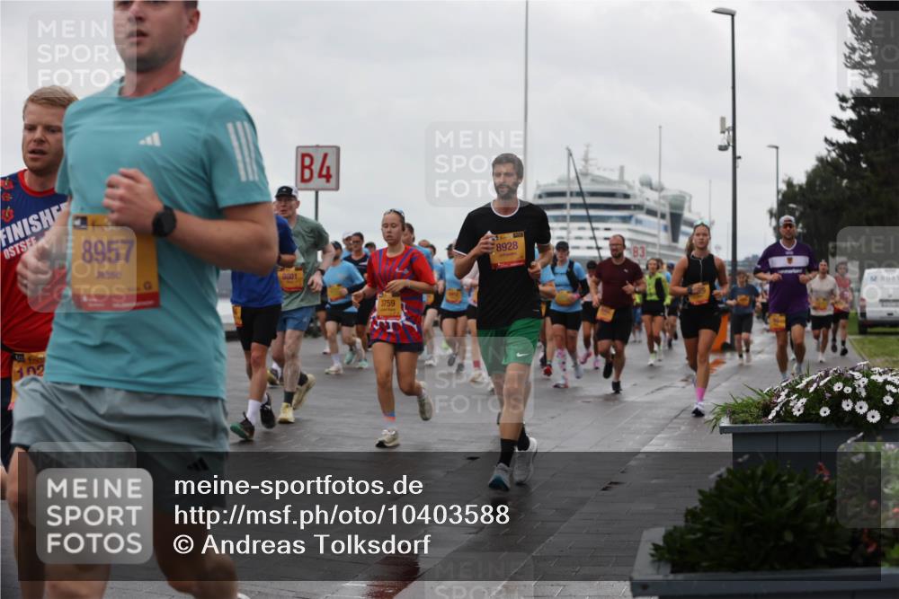 13.09.2026 - Kiel Lauf Andreas Tolksdorf http://msf.ph/oto/10403588 13.09.2026 11:03:53 Kiellinie 8957, 102, 9801, 4, 3759, 39, 8928, 83 meine-sportfotos.de