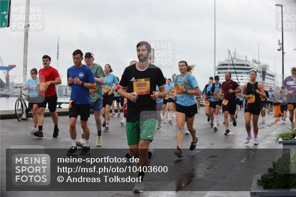13.09.2026 - Kiel Lauf Andreas Tolksdorf http://msf.ph/oto/10403600 13.09.2026 11:03:54 Kiellinie 1453, 38, 8928, 6529 meine-sportfotos.de