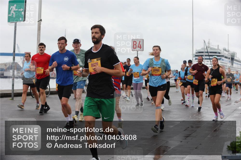 13.09.2026 - Kiel Lauf Andreas Tolksdorf http://msf.ph/oto/10403608 13.09.2026 11:03:54 Kiellinie 6389, 14, 38, 8528, 4, 8182, 39, 2760, 6529 meine-sportfotos.de