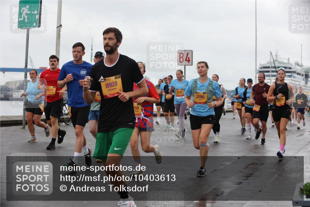 13.09.2026 - Kiel Lauf Andreas Tolksdorf http://msf.ph/oto/10403613 13.09.2026 11:03:55 Kiellinie 3, 6389, 4, 384, 8928, 4, 759, 8182, 39, 2760, 6529 meine-sportfotos.de