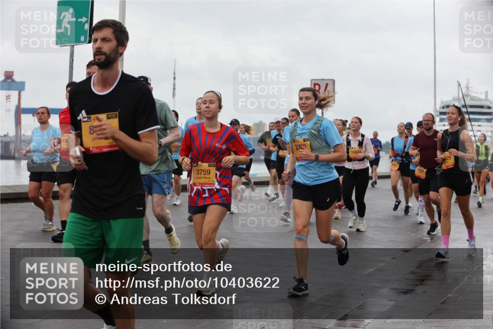 13.09.2026 - Kiel Lauf Andreas Tolksdorf http://msf.ph/oto/10403622 13.09.2026 11:03:55 Kiellinie 8, 38, 3759, 2769, 11634, 529 meine-sportfotos.de