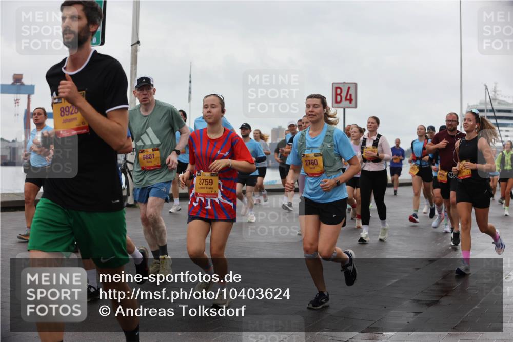 13.09.2026 - Kiel Lauf Andreas Tolksdorf http://msf.ph/oto/10403624 13.09.2026 11:03:55 Kiellinie 892, 9801, 39, 3759, 2760, 4 meine-sportfotos.de