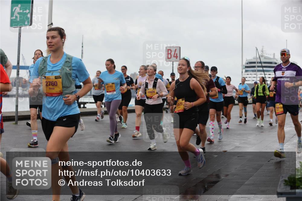 13.09.2026 - Kiel Lauf Andreas Tolksdorf http://msf.ph/oto/10403633 13.09.2026 11:03:56 Kiellinie 38, 2760, 8182, 11634, 4, 6529, 80 meine-sportfotos.de