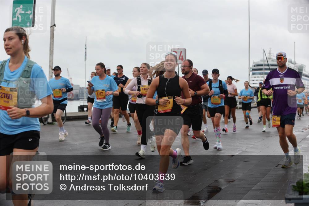 13.09.2026 - Kiel Lauf Andreas Tolksdorf http://msf.ph/oto/10403639 13.09.2026 11:03:56 Kiellinie 3, 2760, 2723, 8182, 1163, 2445, 80 meine-sportfotos.de