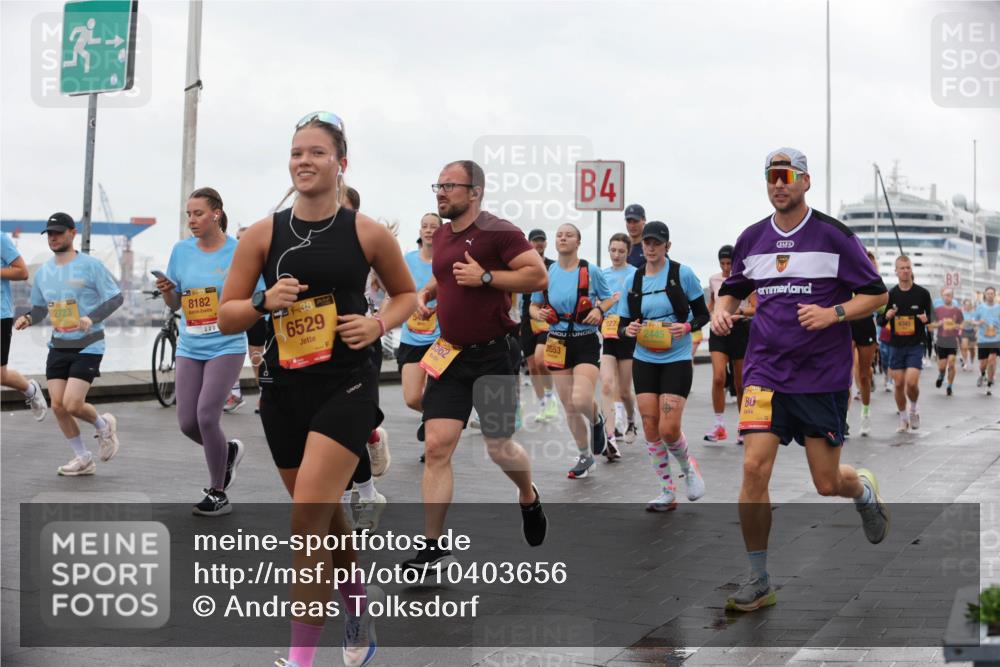 13.09.2026 - Kiel Lauf Andreas Tolksdorf http://msf.ph/oto/10403656 13.09.2026 11:03:57 Kiellinie 2723, 8182, 1, 387, 6529, 4, 3653, 2445, 35, 80, 6343, 3 meine-sportfotos.de
