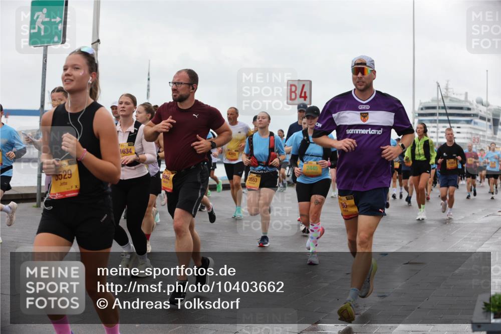 13.09.2026 - Kiel Lauf Andreas Tolksdorf http://msf.ph/oto/10403662 13.09.2026 11:03:57 Kiellinie 3, 39, 6529, 1634, 1002, 4203, 3653, 4, 2445, 6343, 3 meine-sportfotos.de
