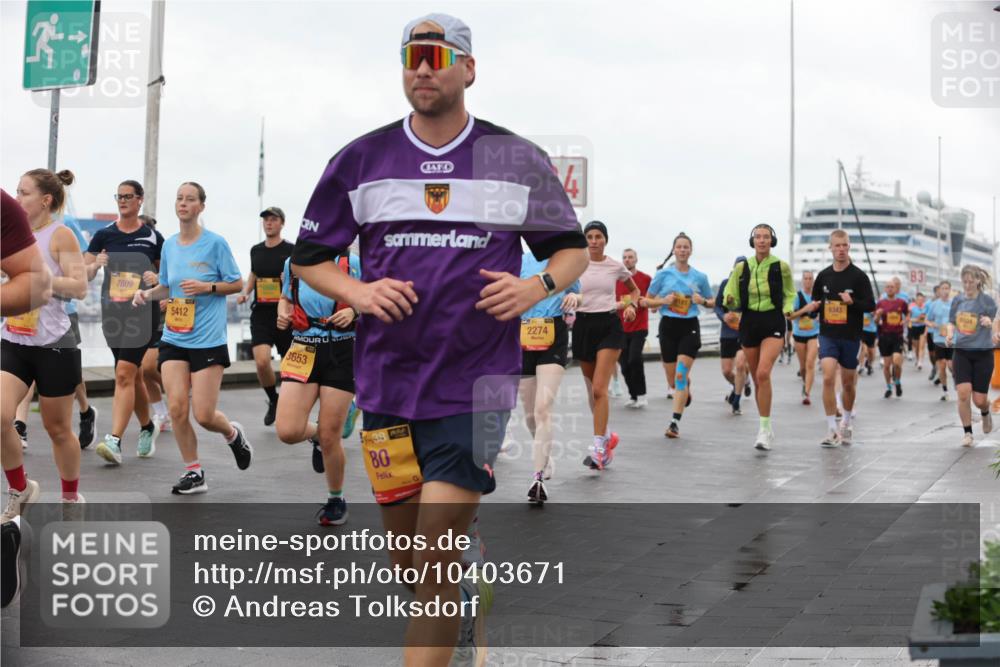 13.09.2026 - Kiel Lauf Andreas Tolksdorf http://msf.ph/oto/10403671 13.09.2026 11:03:58 Kiellinie 7809, 5412, 4, 3653, 38, 80, 2274, 6343 meine-sportfotos.de