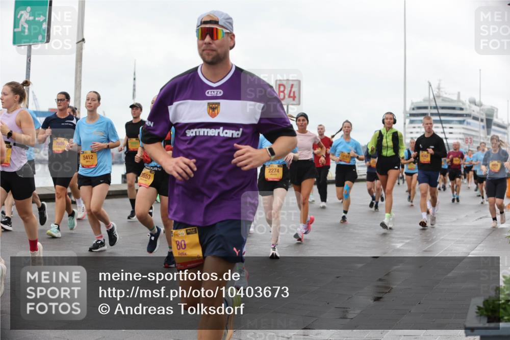 13.09.2026 - Kiel Lauf Andreas Tolksdorf http://msf.ph/oto/10403673 13.09.2026 11:03:58 Kiellinie 7809, 5412, 3653, 38, 80, 2274, 4, 12181, 6343, 9804 meine-sportfotos.de