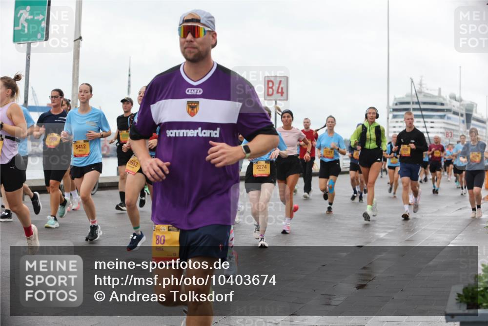 13.09.2026 - Kiel Lauf Andreas Tolksdorf http://msf.ph/oto/10403674 13.09.2026 11:03:58 Kiellinie 7809, 5412, 3653, 4, 3, 38, 80, 2274, 12181, 6343, 3, 9804 meine-sportfotos.de