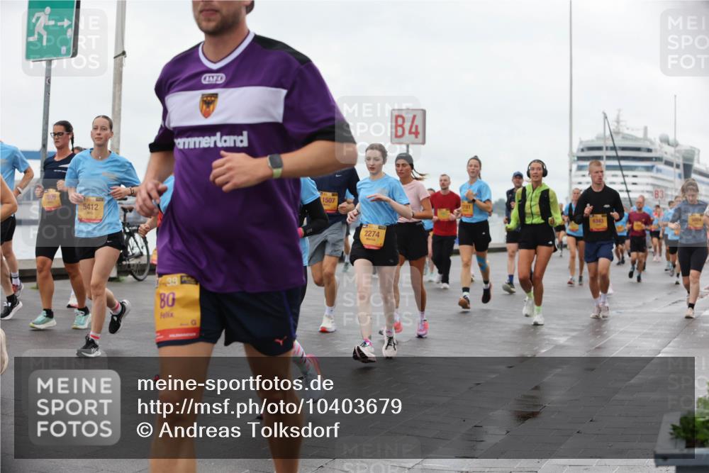 13.09.2026 - Kiel Lauf Andreas Tolksdorf http://msf.ph/oto/10403679 13.09.2026 11:03:58 Kiellinie 3, 7809, 5412, 1, 39, 80, 1507, 2274, 4, 6343, 3, 9804 meine-sportfotos.de