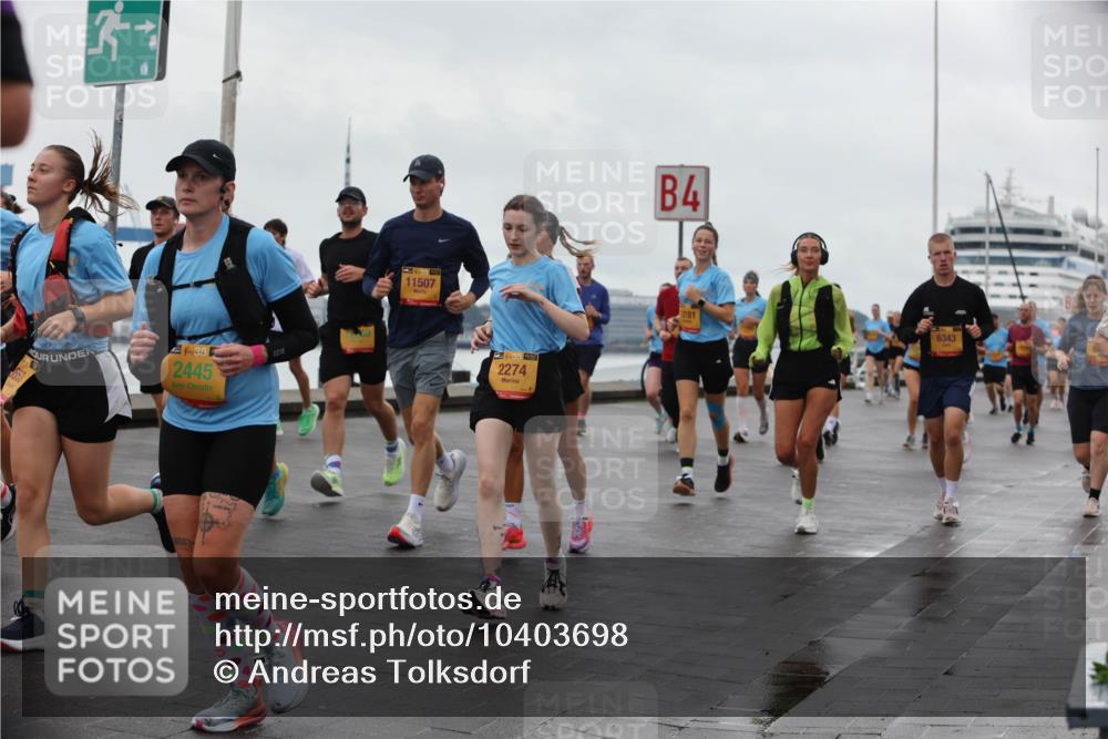 13.09.2026 - Kiel Lauf Andreas Tolksdorf http://msf.ph/oto/10403698 13.09.2026 11:03:59 Kiellinie 381, 2445, 11507, 39, 2274, 4, 12181, 6343 meine-sportfotos.de