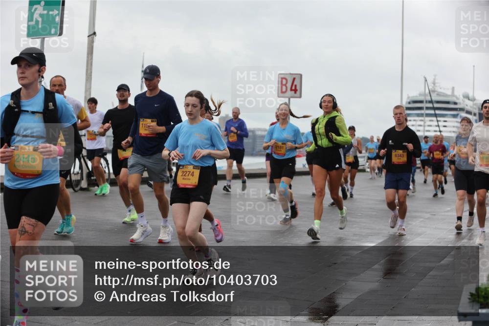 13.09.2026 - Kiel Lauf Andreas Tolksdorf http://msf.ph/oto/10403703 13.09.2026 11:03:59 Kiellinie 38, 2445, 115, 39, 2274, 4, 12181, 6343, 7607 meine-sportfotos.de