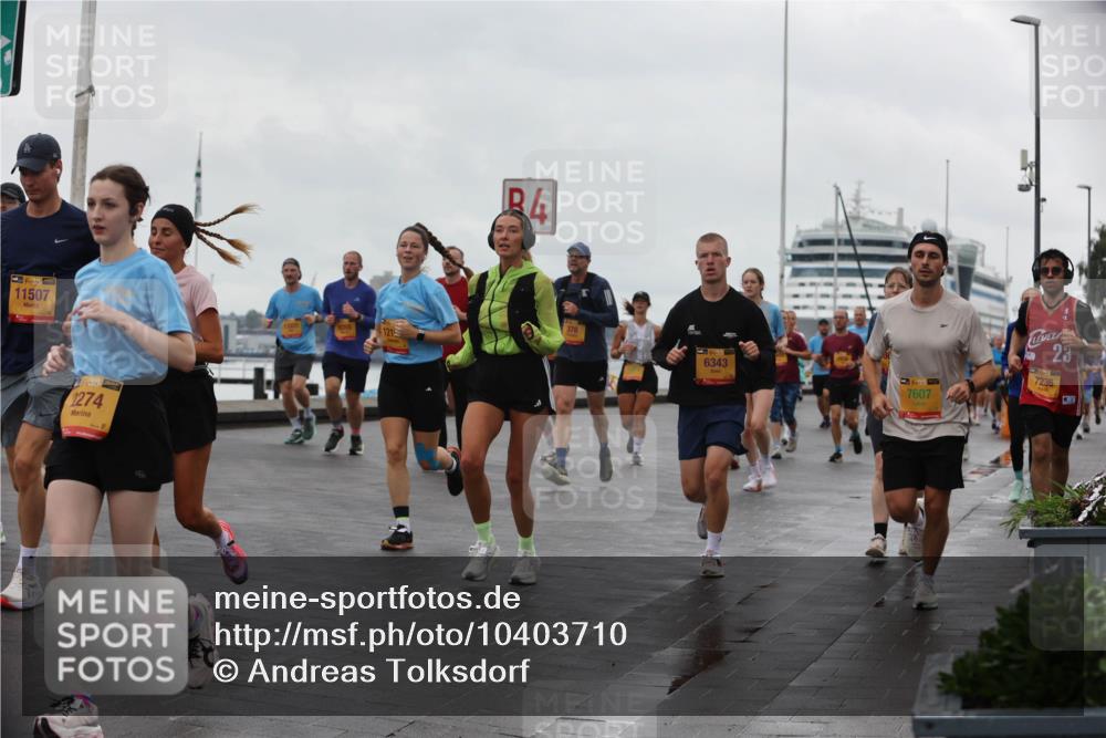 13.09.2026 - Kiel Lauf Andreas Tolksdorf http://msf.ph/oto/10403710 13.09.2026 11:04:00 Kiellinie 38, 11507, 38, 2274, 1218, 4, 6343, 7607, 7236 meine-sportfotos.de