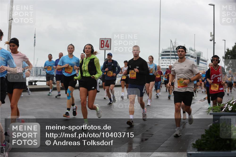 13.09.2026 - Kiel Lauf Andreas Tolksdorf http://msf.ph/oto/10403715 13.09.2026 11:04:00 Kiellinie 12181, 4, 378, 6343, 39, 760, 7236, 23 meine-sportfotos.de