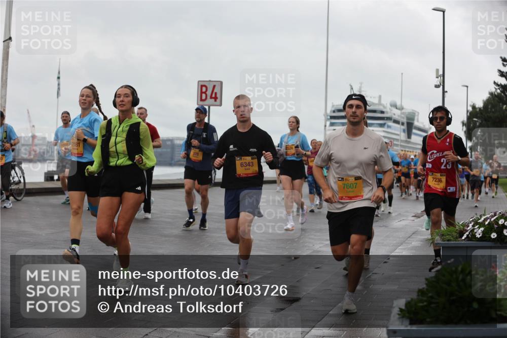 13.09.2026 - Kiel Lauf Andreas Tolksdorf http://msf.ph/oto/10403726 13.09.2026 11:04:01 Kiellinie 4, 120312181, 378, 6343, 38, 7607, 7236, 25 meine-sportfotos.de