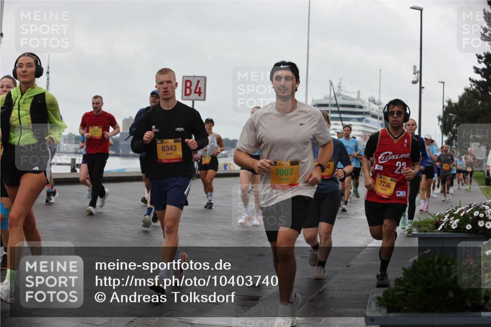 13.09.2026 - Kiel Lauf Andreas Tolksdorf http://msf.ph/oto/10403740 13.09.2026 11:04:01 Kiellinie 7067, 39, 6343, 4, 38, 7607, 139, 7236, 23 meine-sportfotos.de