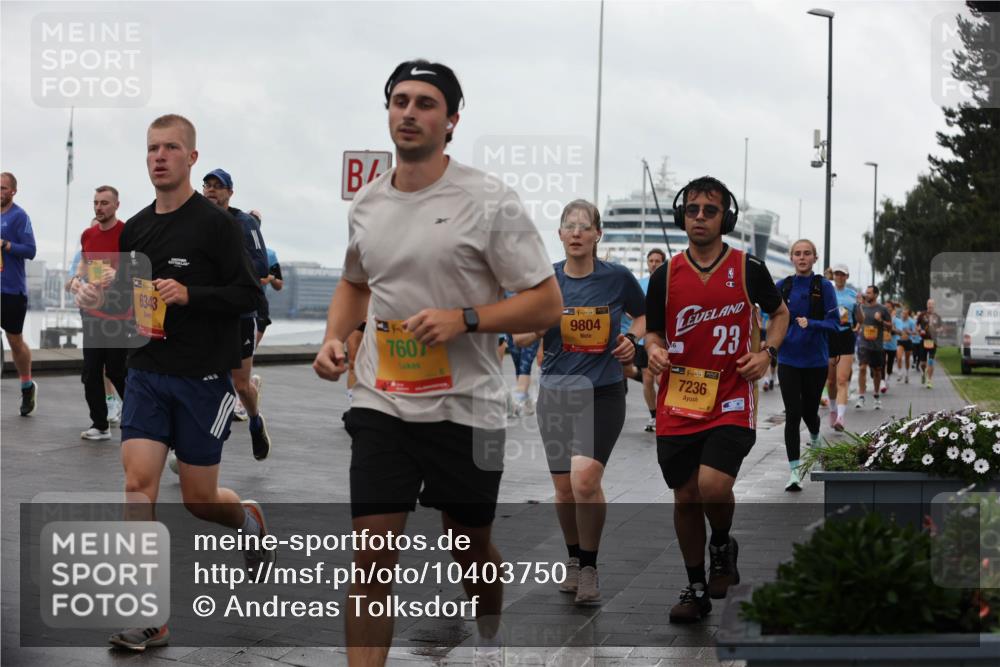 13.09.2026 - Kiel Lauf Andreas Tolksdorf http://msf.ph/oto/10403750 13.09.2026 11:04:02 Kiellinie 6343, 7607, 14, 394, 9804, 23, 38, 7236 meine-sportfotos.de
