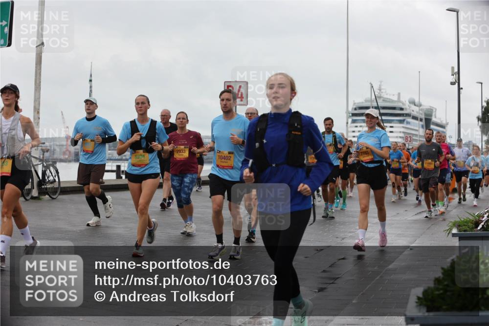 13.09.2026 - Kiel Lauf Andreas Tolksdorf http://msf.ph/oto/10403763 13.09.2026 11:04:05 Kiellinie 6304, 2933, 10402, 7793, 3, 11891 meine-sportfotos.de