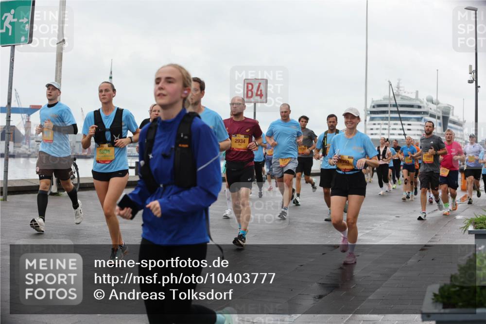 13.09.2026 - Kiel Lauf Andreas Tolksdorf http://msf.ph/oto/10403777 13.09.2026 11:04:06 Kiellinie 4, 2934, 630, 1511, 7793, 11891, 12231 meine-sportfotos.de