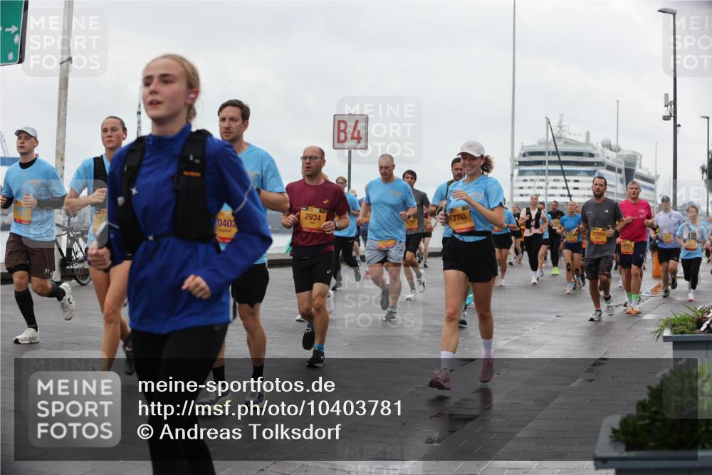 13.09.2026 - Kiel Lauf Andreas Tolksdorf http://msf.ph/oto/10403781 13.09.2026 11:04:06 Kiellinie 39, 0402, 4, 2934, 10387, 7793, 11891, 12231 meine-sportfotos.de