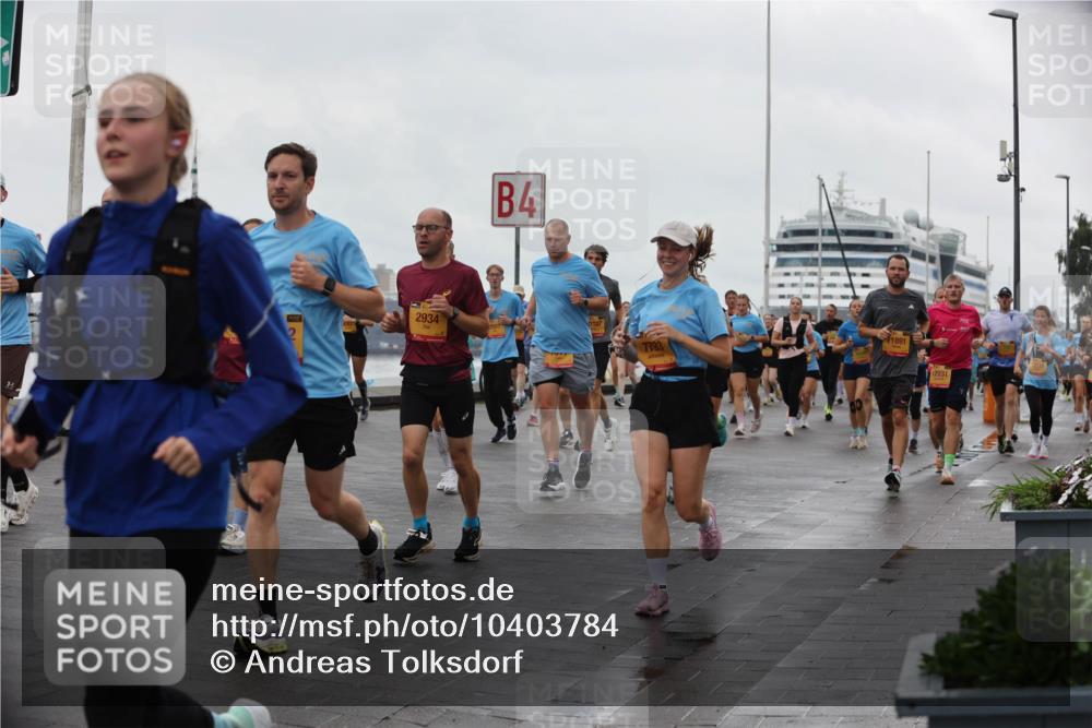 13.09.2026 - Kiel Lauf Andreas Tolksdorf http://msf.ph/oto/10403784 13.09.2026 11:04:06 Kiellinie 2934, 4, 7793, 1891, 12231 meine-sportfotos.de