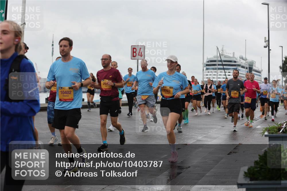 13.09.2026 - Kiel Lauf Andreas Tolksdorf http://msf.ph/oto/10403787 13.09.2026 11:04:06 Kiellinie 293, 4, 39, 10402, 4, 293, 38, 7793, 11891, 12231 meine-sportfotos.de