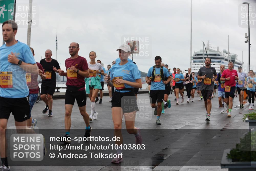 13.09.2026 - Kiel Lauf Andreas Tolksdorf http://msf.ph/oto/10403803 13.09.2026 11:04:07 Kiellinie 10402, 2934, 10103, 33, 839, 1072, 11891, 12231 meine-sportfotos.de