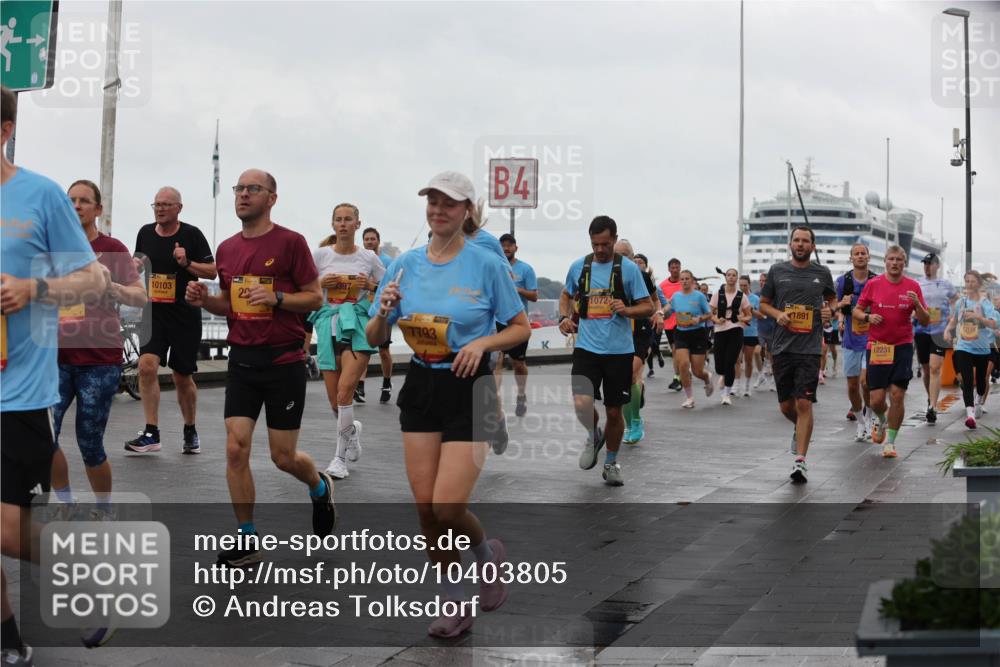 13.09.2026 - Kiel Lauf Andreas Tolksdorf http://msf.ph/oto/10403805 13.09.2026 11:04:07 Kiellinie 10103, 29, 39, 7793, 4, 1072, 1891, 12231, 12116 meine-sportfotos.de