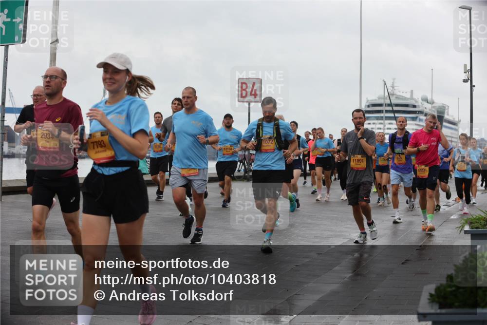 13.09.2026 - Kiel Lauf Andreas Tolksdorf http://msf.ph/oto/10403818 13.09.2026 11:04:07 Kiellinie 2934, 7793, 4, 12158, 11891, 12231 meine-sportfotos.de