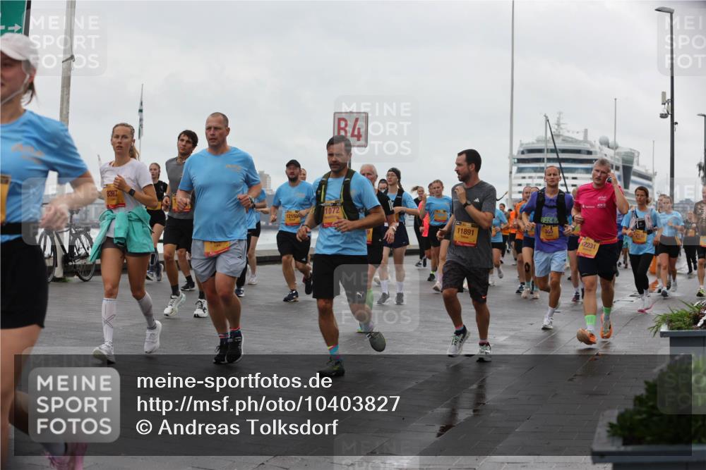 13.09.2026 - Kiel Lauf Andreas Tolksdorf http://msf.ph/oto/10403827 13.09.2026 11:04:08 Kiellinie 8397, 4, 12158, 1072, 12116, 11891, 12231 meine-sportfotos.de
