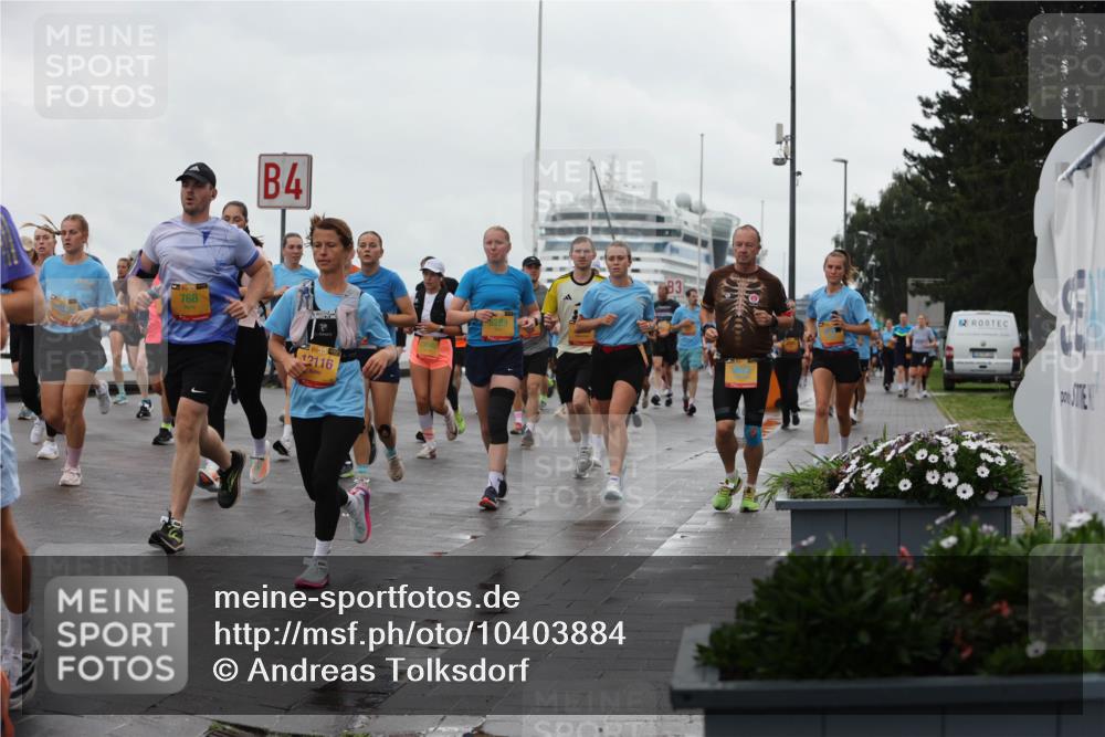 13.09.2026 - Kiel Lauf Andreas Tolksdorf http://msf.ph/oto/10403884 13.09.2026 11:04:11 Kiellinie 4, 768, 828, 12116 meine-sportfotos.de