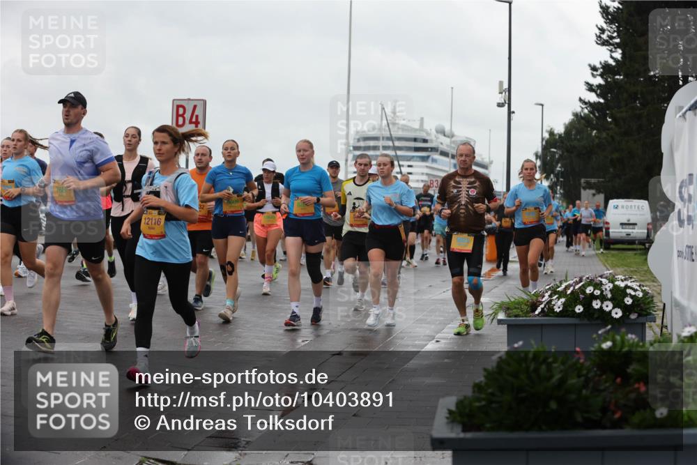 13.09.2026 - Kiel Lauf Andreas Tolksdorf http://msf.ph/oto/10403891 13.09.2026 11:04:11 Kiellinie 768, 4, 39, 12116, 6609, 3 meine-sportfotos.de