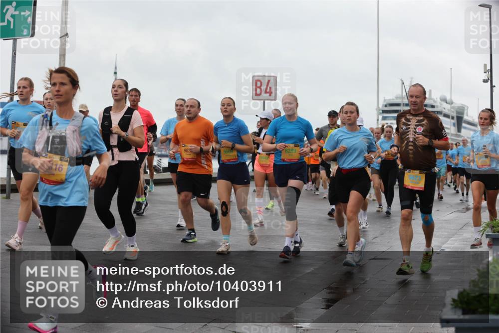 13.09.2026 - Kiel Lauf Andreas Tolksdorf http://msf.ph/oto/10403911 13.09.2026 11:04:12 Kiellinie 116, 903, 4, 10649, 8289, 38 meine-sportfotos.de