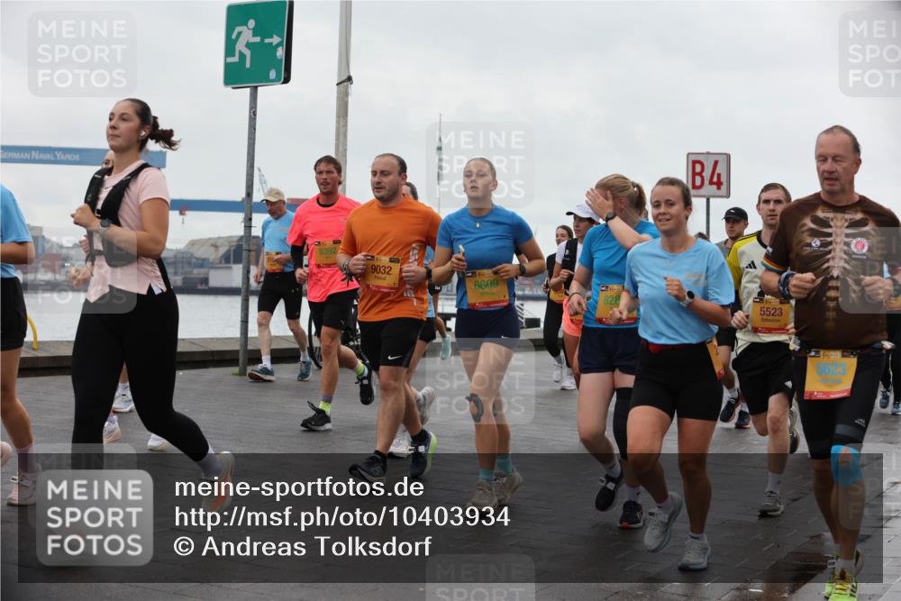 13.09.2026 - Kiel Lauf Andreas Tolksdorf http://msf.ph/oto/10403934 13.09.2026 11:04:13 Kiellinie 3, 8392, 9032, 38, 6609, 38, 828, 4, 5523, 4 meine-sportfotos.de