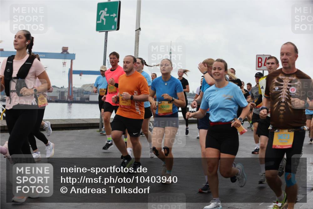 13.09.2026 - Kiel Lauf Andreas Tolksdorf http://msf.ph/oto/10403940 13.09.2026 11:04:13 Kiellinie 504, 3, 6106, 8392, 9052, 1, 385, 6609, 5623 meine-sportfotos.de