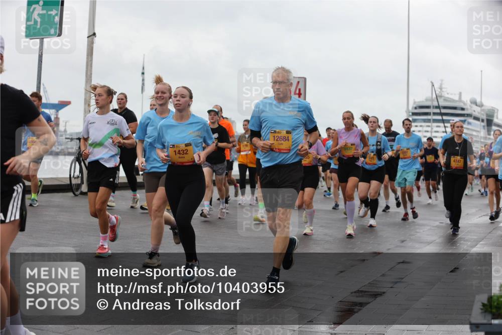 13.09.2026 - Kiel Lauf Andreas Tolksdorf http://msf.ph/oto/10403955 13.09.2026 11:04:17 Kiellinie 2904, 38, 1432, 3190, 38, 12684, 4, 55, 1207, 4387 meine-sportfotos.de