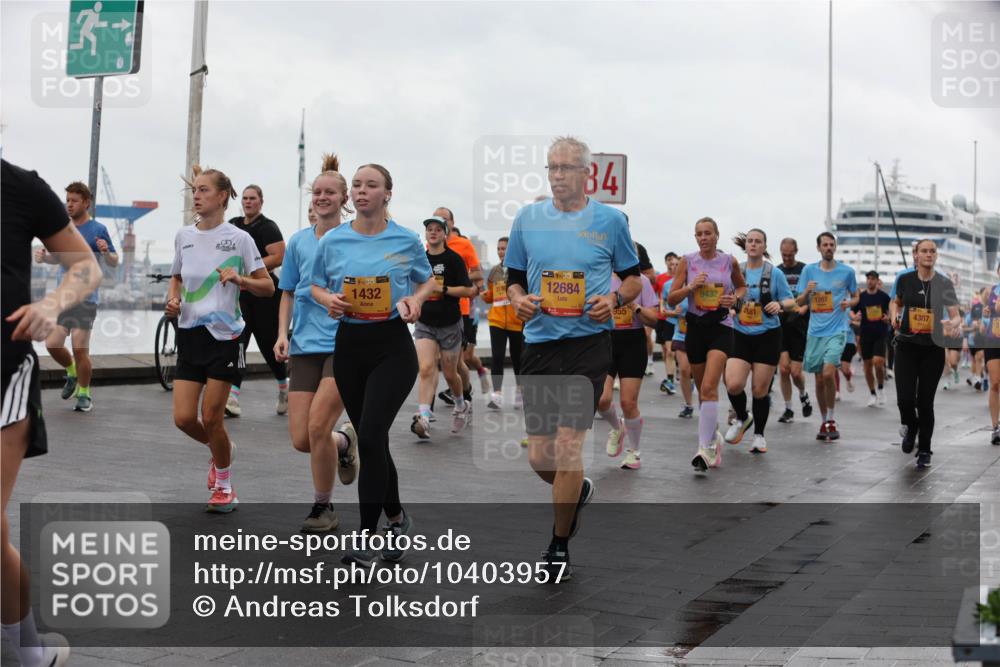 13.09.2026 - Kiel Lauf Andreas Tolksdorf http://msf.ph/oto/10403957 13.09.2026 11:04:17 Kiellinie 38, 1432, 38, 12684, 84, 9432, 1207, 955, 4181, 4387 meine-sportfotos.de